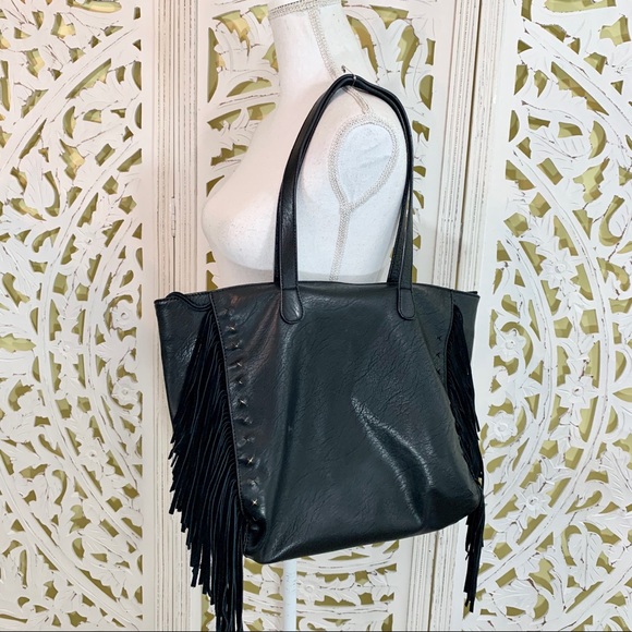 Saks Fifth Avenue Handbags - Saks 5th Avenue Black Fringe Tote